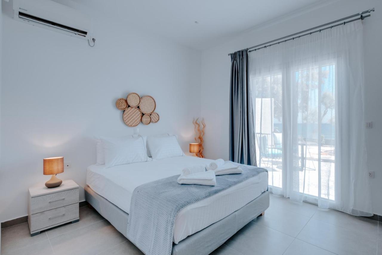 Blue Magic Villas Agia Paraskevi  ภายนอก รูปภาพ